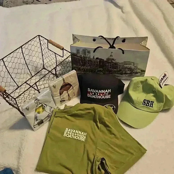 T-Shirt -Hat Bundle - Picture 1 of 16